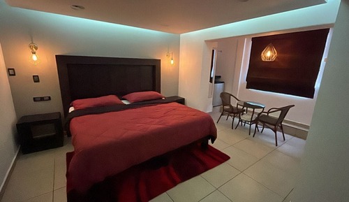 Habitación Business, 1 cama de matrimonio grande