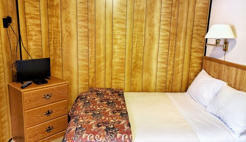 Habitación estándar doble, 2 camas dobles, no fumadores, baño privado