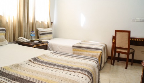 Habitación con 2 camas individuales