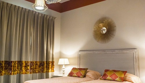 Habitación Confort con 1 cama doble o 2 individuales