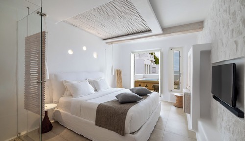 Habitación Deluxe, bañera de hidromasaje, vistas parciales al mar