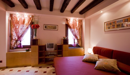 Apartment (Rubino)