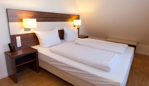 Habitación estándar con 1 cama doble o 2 individuales