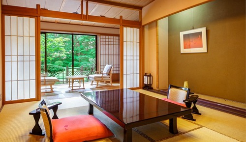 Habitación cuádruple Deluxe, vistas al jardín