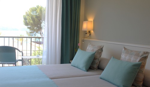 Habitación superior con 1 cama doble o 2 individuales, vistas al mar (Vista Boutique)