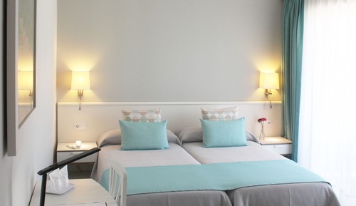 Habitación Deluxe con 1 cama doble o 2 individuales