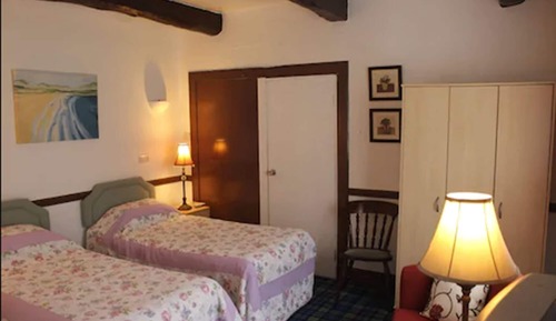 Habitación con 1 cama doble o 2 individuales