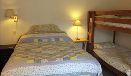 Habitación familiar (2 adults + 2 children)