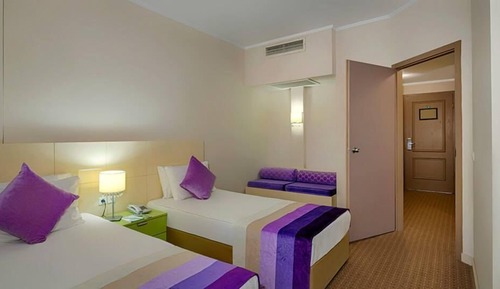 Habitación familiar, varias camas