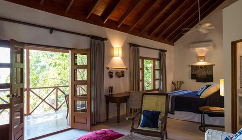 Habitación superior, 1 cama de matrimonio grande, vistas al lago, en la zona del jardín