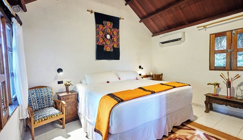 Habitación estándar, 1 cama de matrimonio grande, vistas parciales al lago, en la zona del jardín
