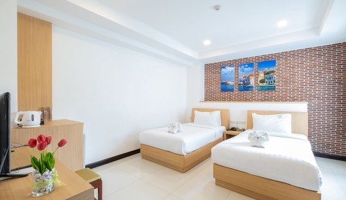 Deluxe Twin Room
