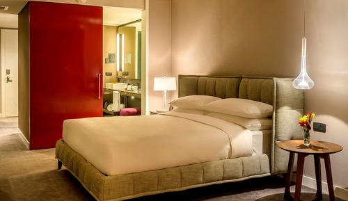 Habitación, 1 cama de matrimonio grande, vistas al río
