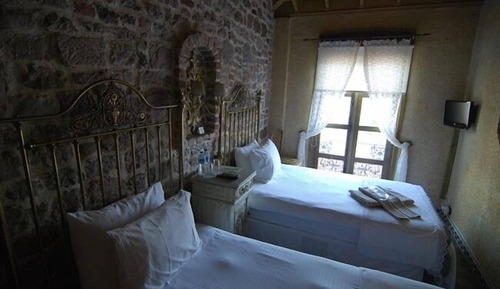 Habitación estándar con 1 cama doble o 2 individuales