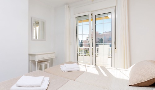 Apartamento Deluxe, 1 habitación, terraza, vistas a la piscina (Apartamento N5)
