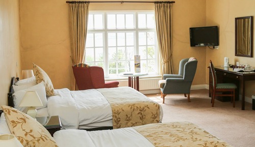 Habitación clásica con 1 cama doble o 2 individuales