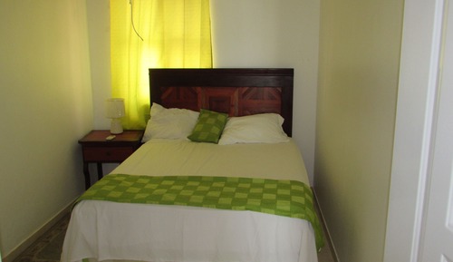 Two Bedroom Bedroom Aparment With Terrace (Downstairs)