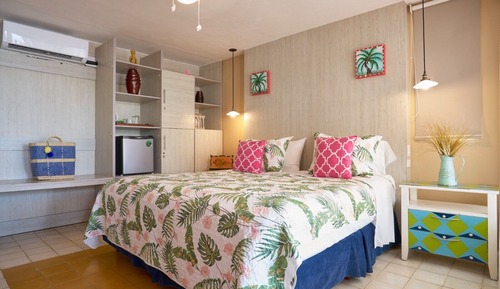Habitación Deluxe, 1 cama de matrimonio grande, balcón, vistas a la bahía (Casa Congo)