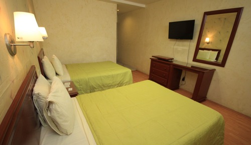 Habitación estándar doble, 2 camas dobles