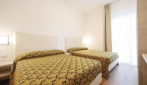 Habitación triple estándar