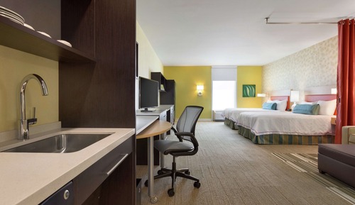 Estudio, 2 camas de matrimonio, accesible para personas con discapacidad, bañera