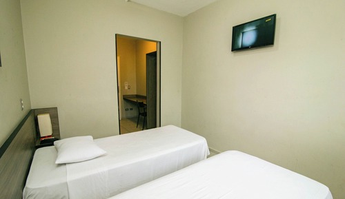 Habitación económica con 2 camas individuales