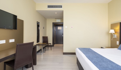 Habitación económica con 1 cama doble o 2 individuales