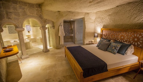 Suite Royal (Turkish Hammam cave)