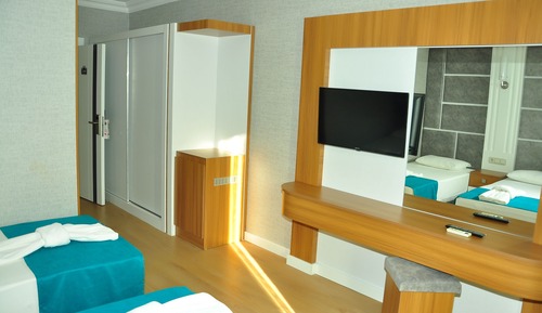 Habitación estándar con 1 cama doble o 2 individuales, varias camas