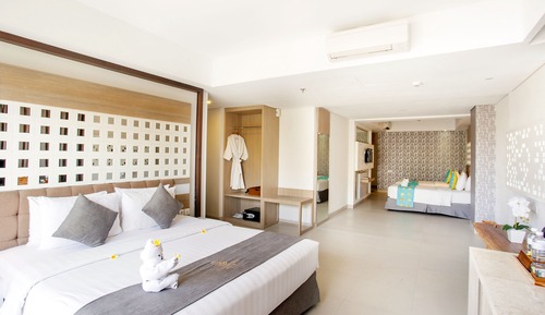 Condong Family Suite, 1 Queen & 2 Twin Beds