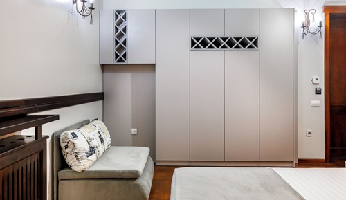 Habitación básica con 1 cama doble o 2 individuales, sin ventanas (Barisol)