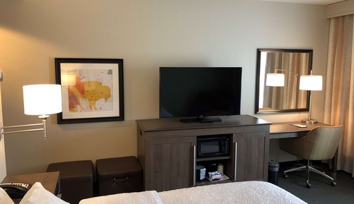 Habitación, 1 cama de matrimonio grande, frigorífico y microondas