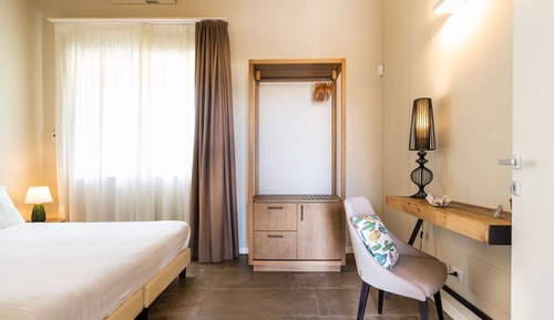 Suite Pool