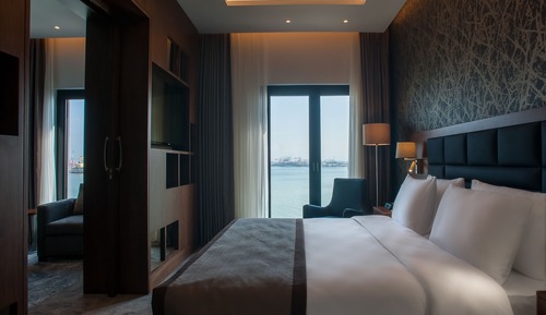 Suite, 1 cama de matrimonio grande, fumadores, vistas al mar