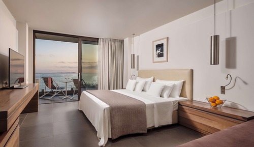 Bungalow, mirando al mar (Seafront)