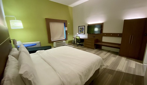Habitación estándar, 1 cama de matrimonio grande (Communication, Accessible Tub)