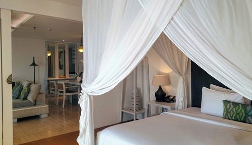 Suite (The Camakila)