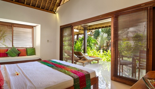 Bungalow, vistas al jardín