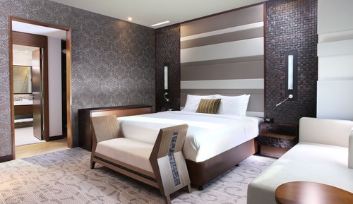 Suite (Ambassador )