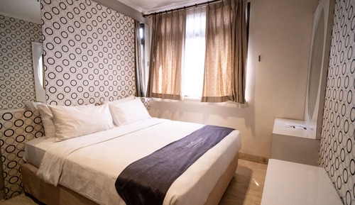 Habitación superior, 1 cama doble, no fumadores, vistas a la ciudad