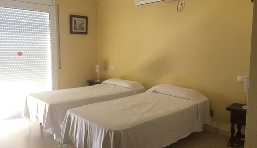 Estudio (2 people, 5th floor, A/A - nº 24)