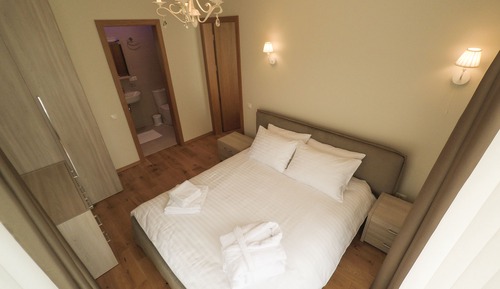 Apartamento de lujo, 1 habitación, balcón (Large)