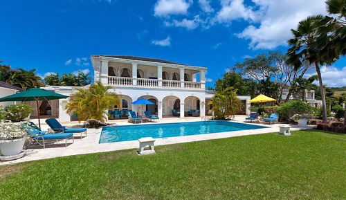 Villa de lujo, 5 habitaciones, piscina privada, vistas al jardín