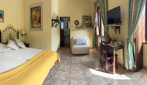 Habitación con 2 camas individuales