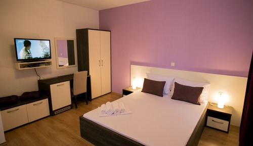 Habitación triple, balcón, vistas al mar