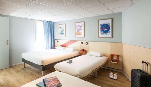 Habitación estándar con 2 camas individuales