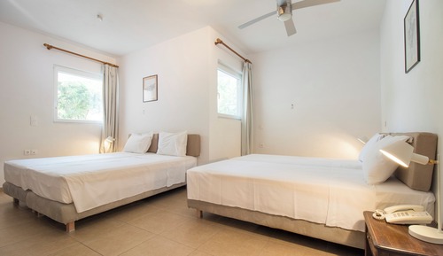 Habitación cuádruple económica