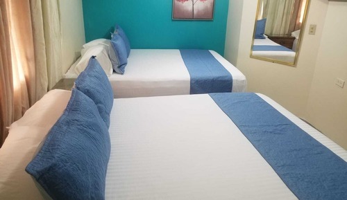 Habitación estándar doble, 2 camas de matrimonio