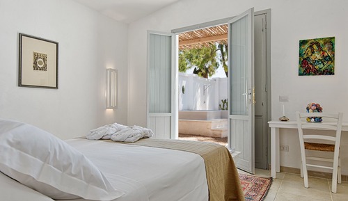 Suite, en la zona del jardín (Coloniale)
