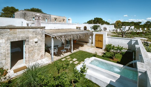 Suite, en la zona del jardín (Palombara)